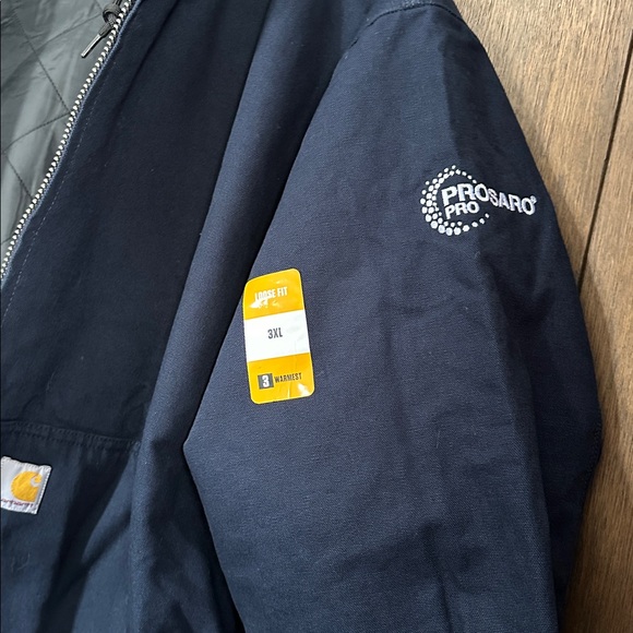 Carhartt Navy men’s loose fit washed duck insulated jacket - Picture 8 of 13